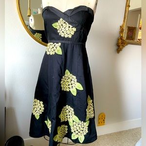 Hydrangeas embroidered tea dress